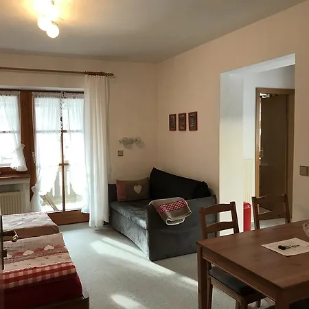 Dippel Apartment *